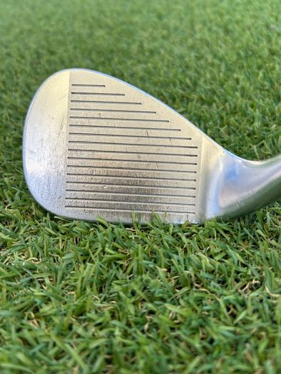 Full set of Taylormade Golf clubs