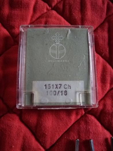 Curved Overlocker Needles