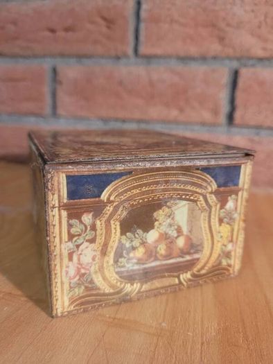 antique/ vintage  tin box's