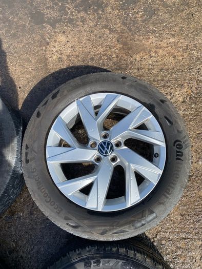 2022 Volkswagen Tiguan Alloys Wheels Breaking For Parts