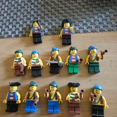 Lego Pirate Minifigure Bundle