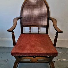 Early 20th century oak/rattan carver
