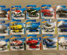 Hot Wheels Porsche mainline collection
