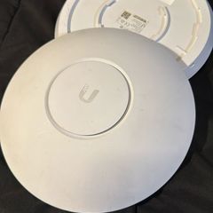 UniFi 6 Lite with POE injector