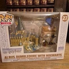 Funko Pop Town Albus Dumbledore with Hogwarts 27 (Mint & Unopened)