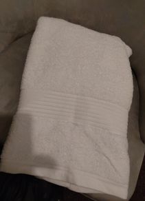 100% cotton Dunnes home bath towel