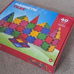 Magnetic Tiles