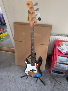 Sx left handed jazz bass