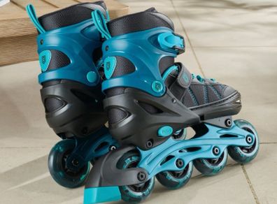 rollerblades size 2-4