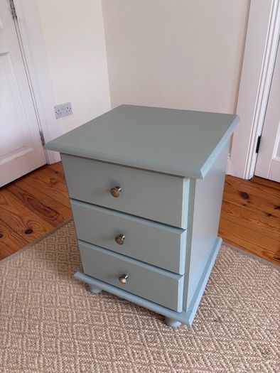 bed side locker