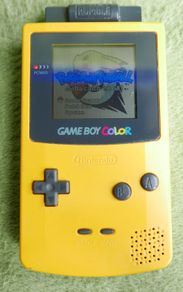 Nintendo Game Boy Color - Yellow , works well (for sale without the game)