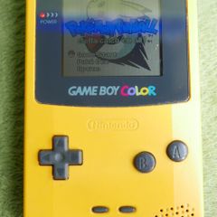 Nintendo Game Boy Color - Yellow , works well (for sale without the game)