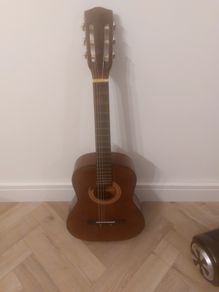 Hokada junior guitar model 332