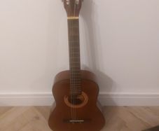 Hokada junior guitar model 332