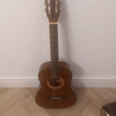 Hokada junior guitar model 332