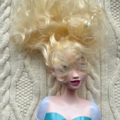 Disney Frozen Elsa Styling Head Used Please look at the pictures