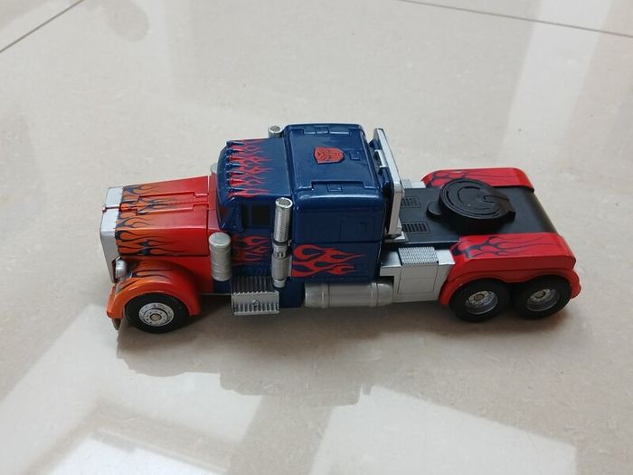 Transformer vehicle