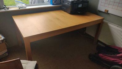 Bjursta dining table - extendable