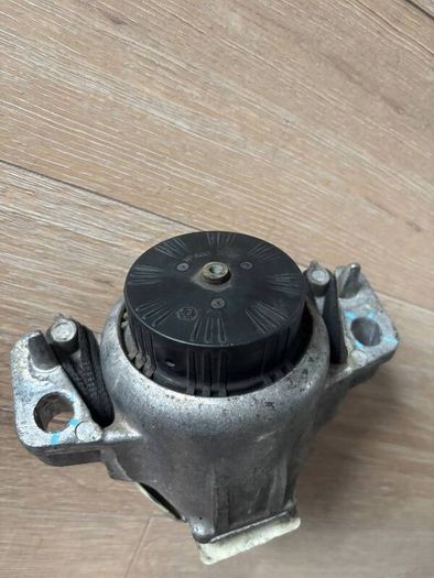 Genuine Engine Mount - Jaguar XF 2.0 Diesel (GX63-6A003-LB)
