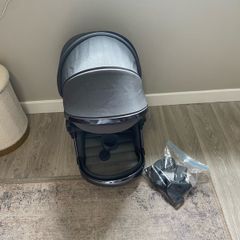 iCandy Peach 7 grey seat & adaptors