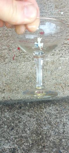 4 x original vintage babycham glasses 1970s ,collectors items ,good colour nice condition, price includes free shipping or if buyer collects cheaper,,see pictures for condition, sold as is ,