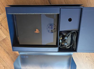 Ps4 pro 500 Million edition