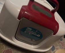 AniOne Medium Enclosed Cat Litter Tray