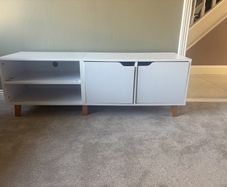 TV Stand (White) Free