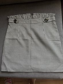 Mini skirs, Size 10