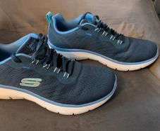 sketchers ladies