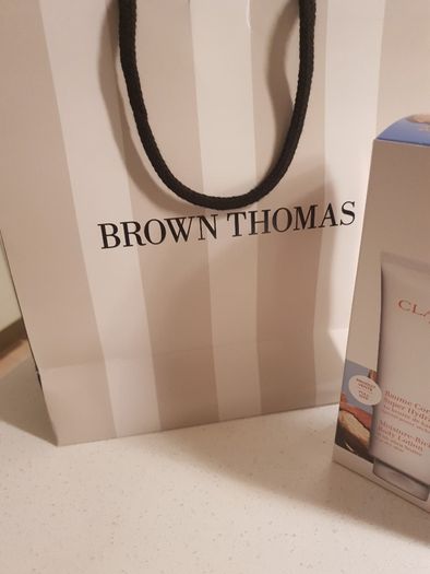 FREE Tote Bag or make up bag - Clarins Body Hydration Essentials- Brand New Boxed 3 piece Set