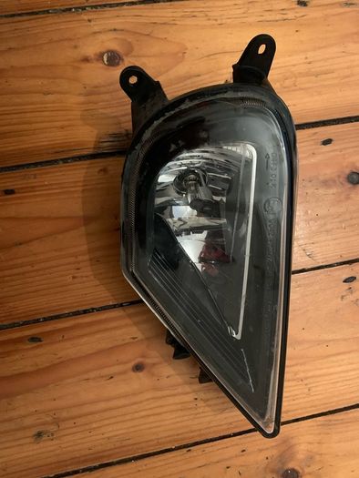 2017 vw Touareg Rh fog light