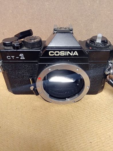 COSINA  CT-1  / 35mm Vintage Film Camera (1980s)
