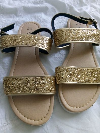 New girls/ladies gold sandals