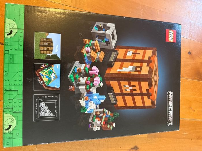 LEGO 21265 Minecraft Crafting Table - Brand New (Retired)