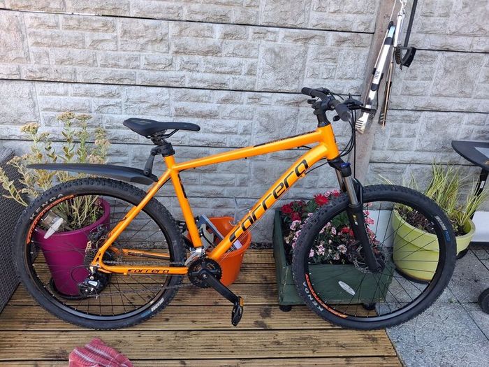 Carrera mountain bike