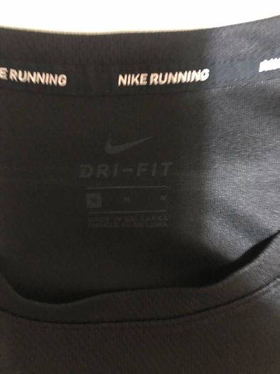 Mens nike top size M