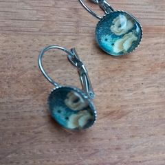 Floral drop earrings