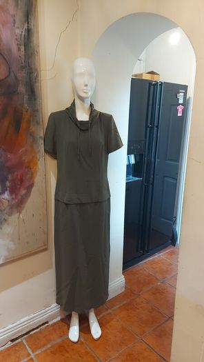 Elinette  suit