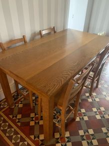 Solid Oak Dining Table.