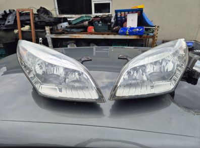 Renault Megane mk3 08-12 Headlight left & right @ OCG