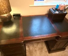 Mahogany & leather desk with drawers