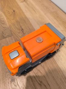 Toy Bin Lorry