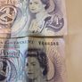 2 Isle of Man 1 Pound bank notes 1991 Image 3