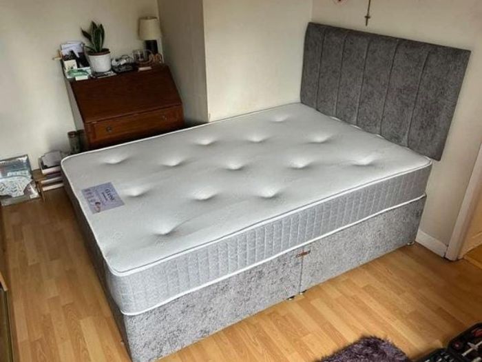 New Stylish SINGLE ,Double, King And Superking Sizes Divan Beds Instock. Tufted Memory Foam Mattresses And Optional Drawers Available