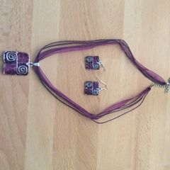 Purple necklace and earrings set