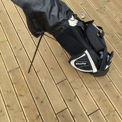 golf: full set of beginner clubs (& golf balls)
