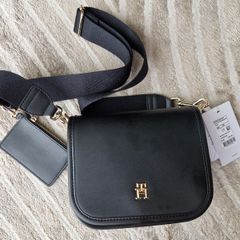 Tommy Hilfiger handbag