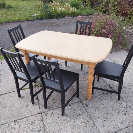 Oak Table+chairs