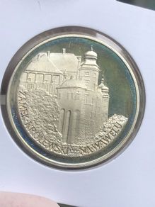 Silver 100 Zloty 1977.   Krakow Castle.post Included